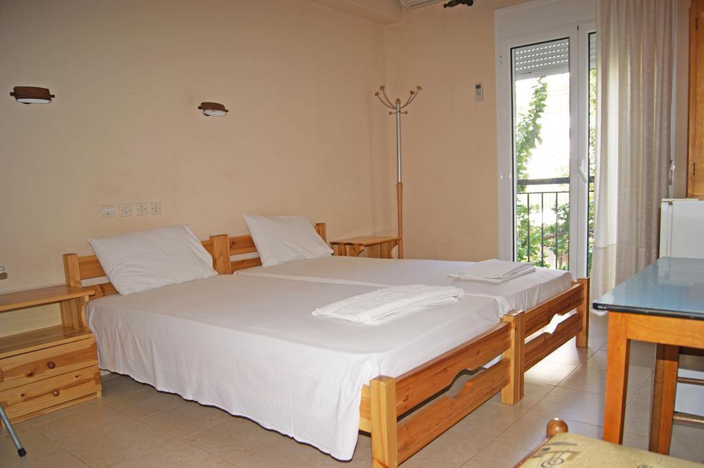 Foivos Hotel Loutra Edipsou  Bagian luar foto